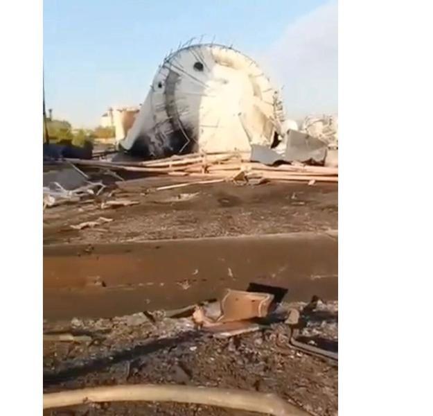 Будущим друзьям — все, бывшим — дроны. Россия простила ExxonMobil, Socar сгорел дотла