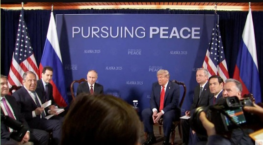Поразительная картина: в США расшифровали язык тела на саммите в Анкоридже