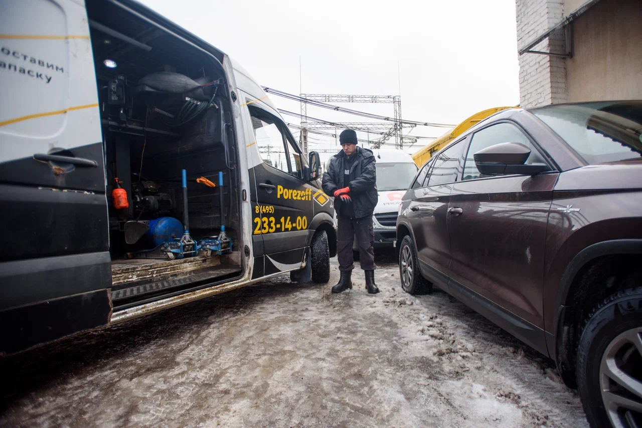 Шины внезапно: когда ждать помощи на колесах