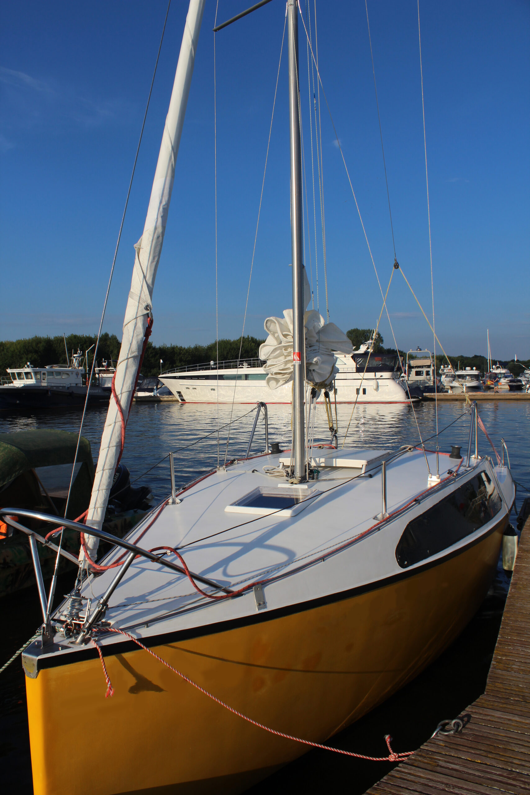 Могучие реки Нижнего: на катере по Волге и Оке