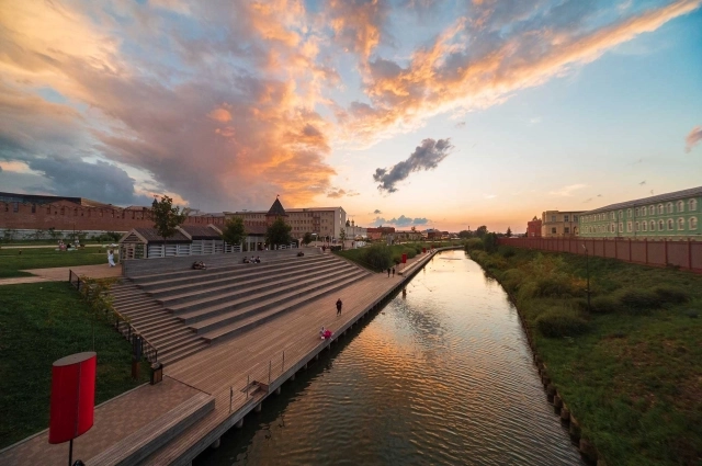 Казанская набережная. 